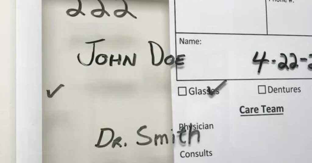 Why Hospitals Use Changeable Glass Whiteboards
